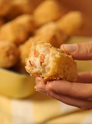 Croquetes de Peito de Peru Sadia