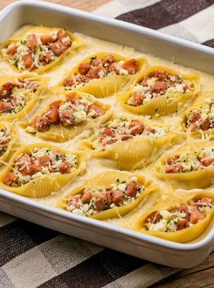 Conchiglione de Linguiça Defumada de Frango