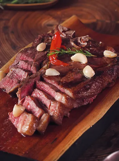 T-bone com Molho de Alho