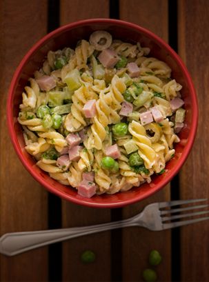 Salada de Macarrão com Presunto Sadia