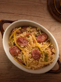 Arroz Carreteiro de Inverno com Linguiça, Paio e Bacon Sadia