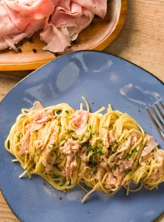 Carbonara com Presunto Royale Sadia Speciale