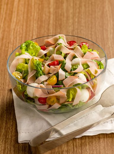 Salada de Peito de Peru