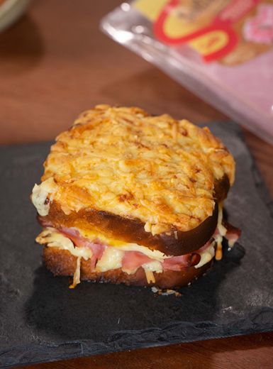 Croque Monsieur com Presunto por Mohamad Hindi