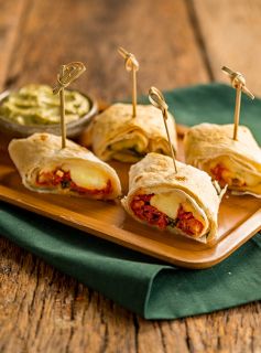 Wraps Sadia Livre&lev com Molho de Abacate e Linhaça
