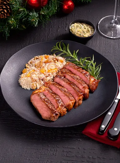 Filé de Costela com Manteiga de Alho e Farofa Natalina de Castanhas