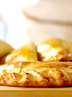 Mini Calzone de Calabresa e Catupiry