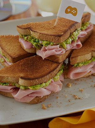 Sanduíche de Presunto Recheado com Guacamole