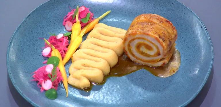 Lombo Suino Sadia com Calda Caramelizada de Cerveja e Purê de Pão Tipo Brioche