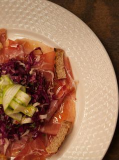 Salada Crudo com Salame Speciale