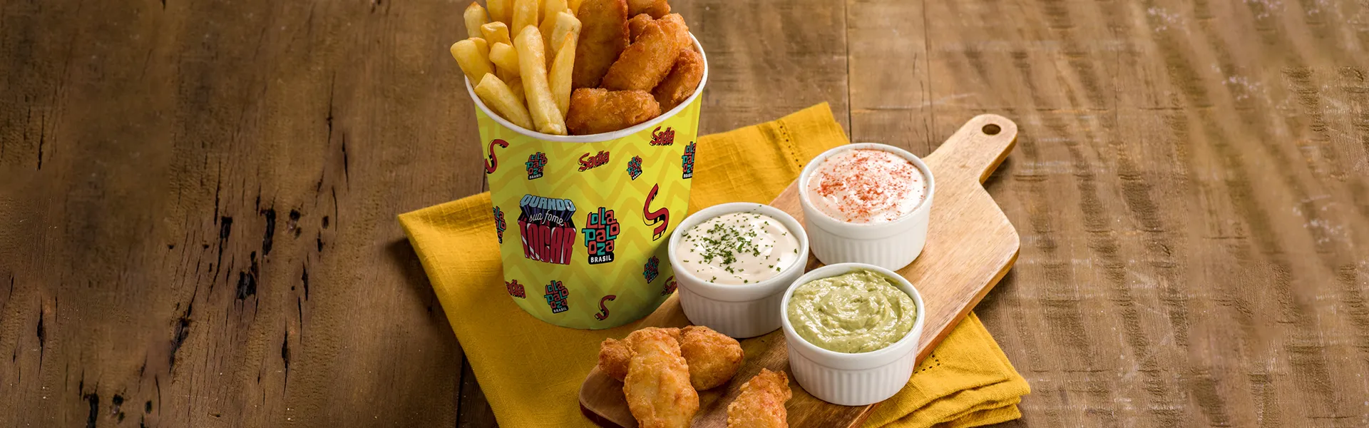 Peito de Frango em Tiras Empanado + Batatas Fritas no Balde (empanadíssimo Sadia)